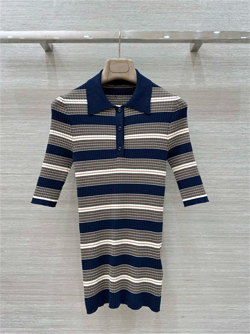 프라다 반팔 폴로 니트 P42855 2025/신상