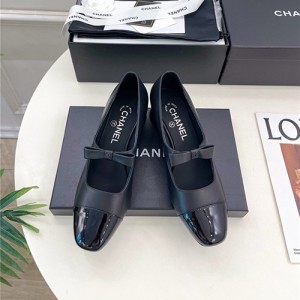 샤넬 여성용 구두 (굽높이5CM) C54386-1 2024/신상