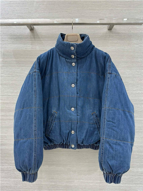 샤넬 패딩 자켓 (충전재-거위털) C56905 2025/신상