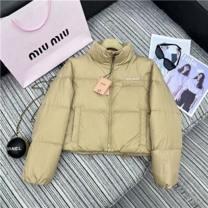 미우미우 패딩 자켓 (충전재-거위털) M55804 2025/신상