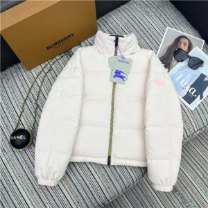 버버리 패딩 자켓 (충전재-거위털) B96509 2025/신상