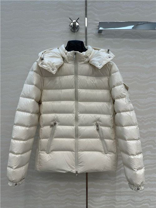 몽클레어 후드 패딩 자켓 (충전재-거위털) M95301 2025/신상