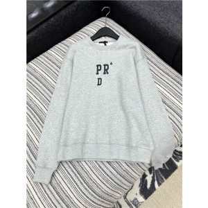 프라다 긴팔 티셔츠 P72302 2025/신상