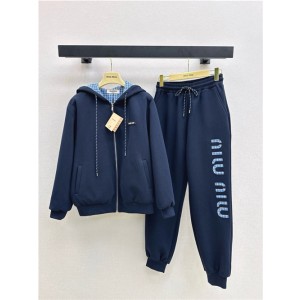 미우미우 양면 후드 트레이닝 세트 M64604 2025/신상