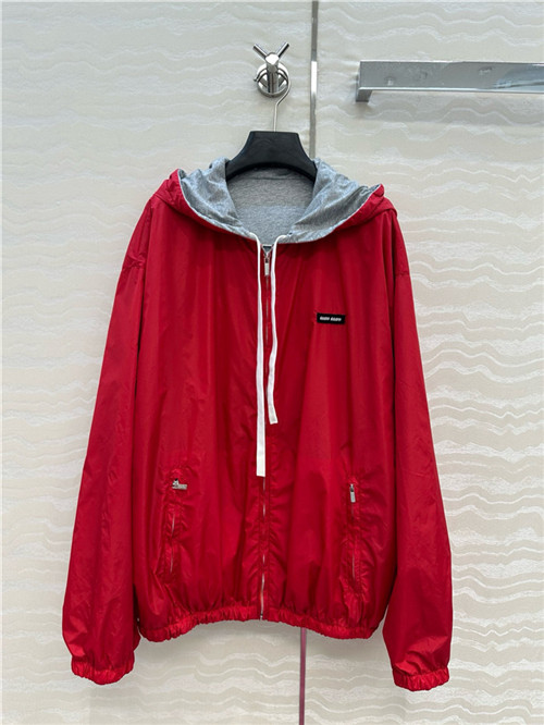 미우미우 양면 후드 자켓 M83302 2025/신상