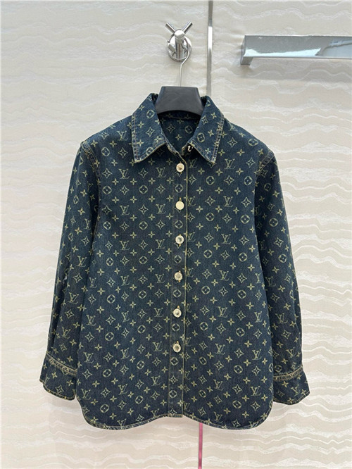 루이비통 데님 긴팔 셔츠 L42996 2025/신상