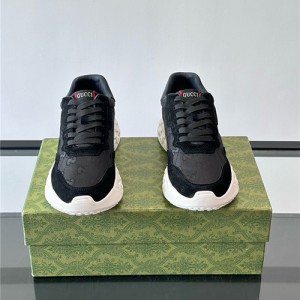 구찌 남성용 스니커즈 G83393-2 2025/신상