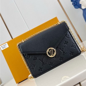 루이비통 온 체인 크로스백 M13569 2025/신상