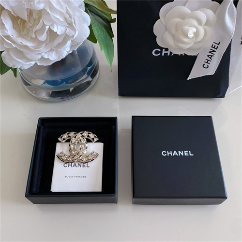 샤넬 브로치 C5990 2025/신상 (정품과 비교가능한 퀄리티 )