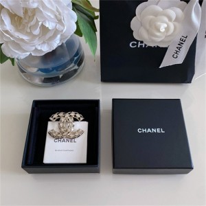 샤넬 브로치 C5990 2025/신상 (정품과 비교가능한 퀄리티 )