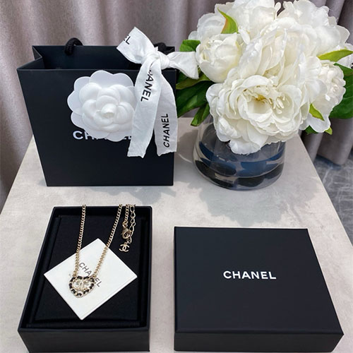 샤넬 목걸이 C3960 2025/신상 (정품과 비교가능한 퀄리티 )