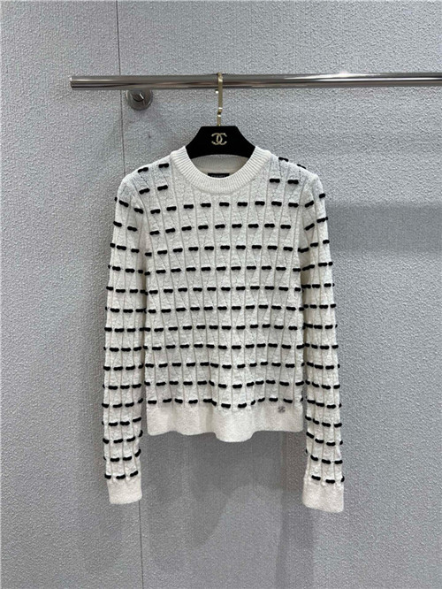 샤넬 긴팔 니트 C93309 2025/신상