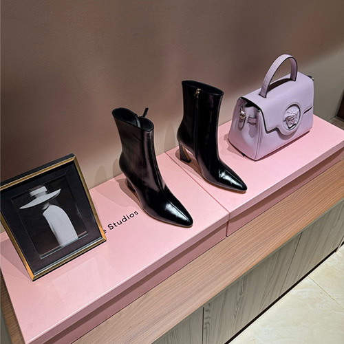 펜디 여성용 부츠 (굽높이10CM) F24233-2 2025/신상
