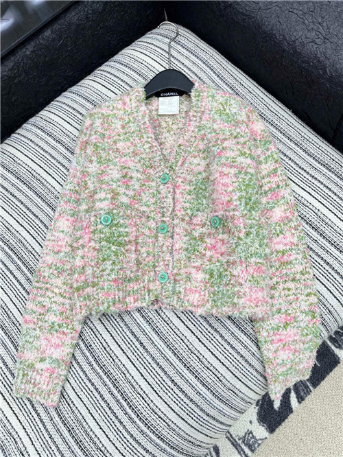 샤넬 긴팔 가디건 C64406 2025/신상