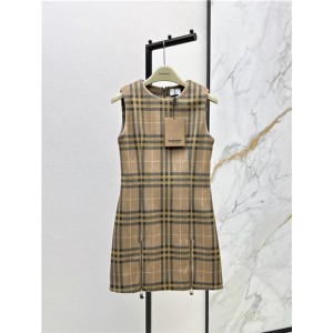 버버리 민소매 원피스 B53202 2025신상