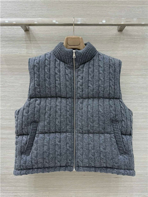 브루넬로 쿠치넬리 패딩 조끼 (충전재-거위털) B61050 2025/신상