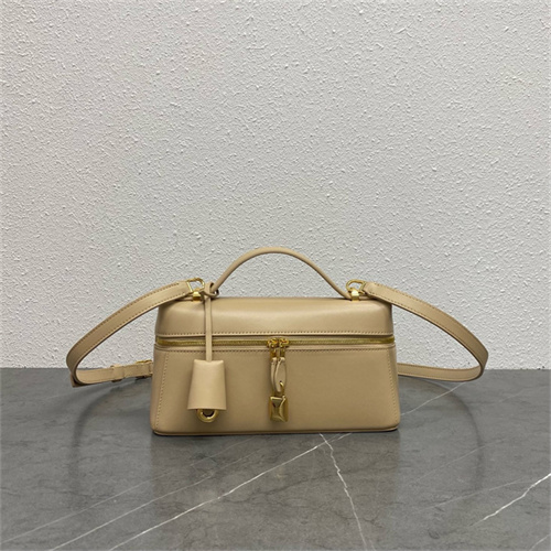 로로피아나 엑스트라 백  LP23 2025/신상