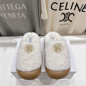 로에베 여성용 슬리퍼 L36221-1 2025/신상