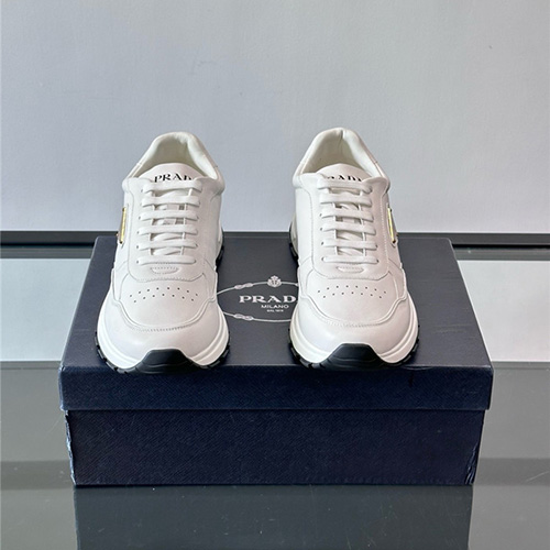 프라다 남성용 스니커즈 P19949-2 2025/신상