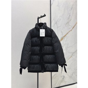 샤넬 패딩 자켓 (충전재-오리털) C57205 2025/신상