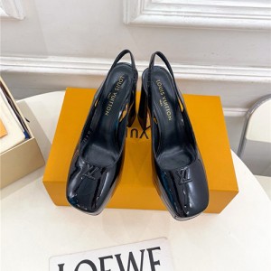 루이비통 여성용 샌들 (굽높이11CM) L55613-1 2025/신상