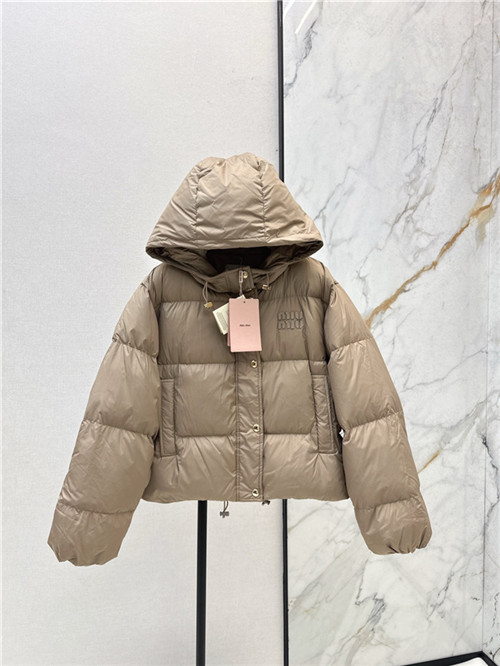 미우미우 후드 패딩 자켓 (충전재-거위털) M65504 2025/신상