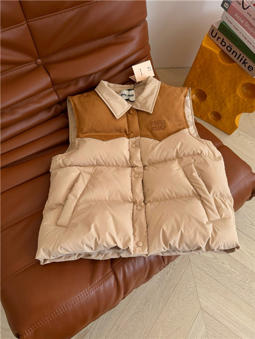 미우미우 솜 조끼 M83904 2025/신상