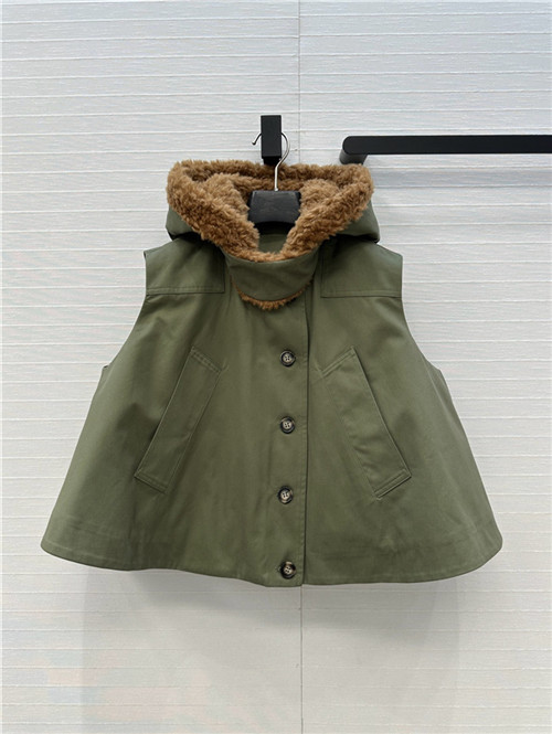 로에베 후드 솜 조끼 L14306 2025/신상