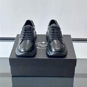 프라다 남성용 스니커즈 P24269-2 2025/신상