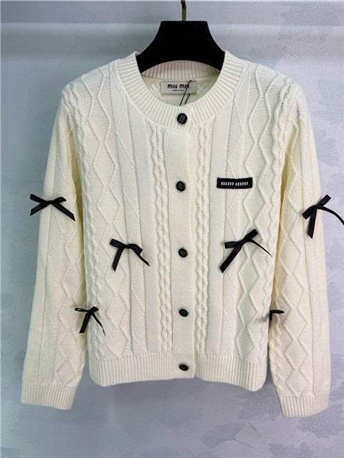 미우미우 긴팔 가디건 M02158 2025/신상