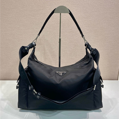 프라다 익스플로러 사이드 포켓 메신저백 2VH204 2025/신상