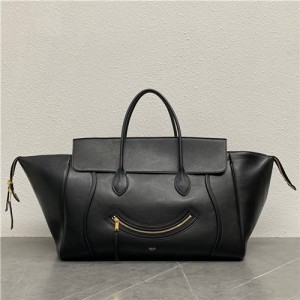 셀린느 스마일링 라지 토트백 123683 2025/신상