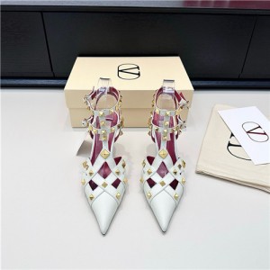 발렌티노 여성용 샌들 (굽높이9CM) V41606-1 2025/신상