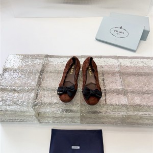 프라다 여성용 단화 P43524-2 2026/신상