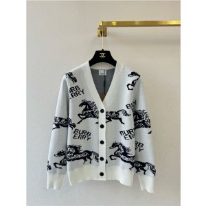 버버리 긴팔 가디건 B52301 2026/신상