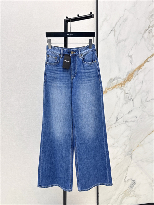 생로랑 청바지 Y42601 2026/신상