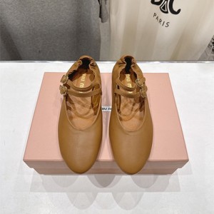 미우미우 여성용 단화 M84453-2 2026/신상