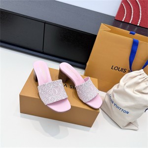 루이비통 여성용 슬리퍼 L68487 2026/신상