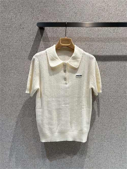 미우미우 반팔 폴로 니트 M32803 2026/신상