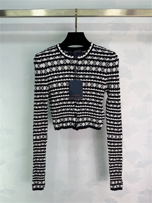 루이비통 긴팔 가디건 L22704 2026/신상