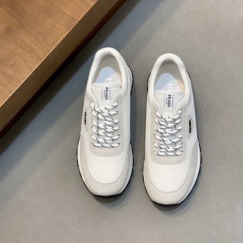 프라다 남성용 스니커즈 P49856-1 2026/신상