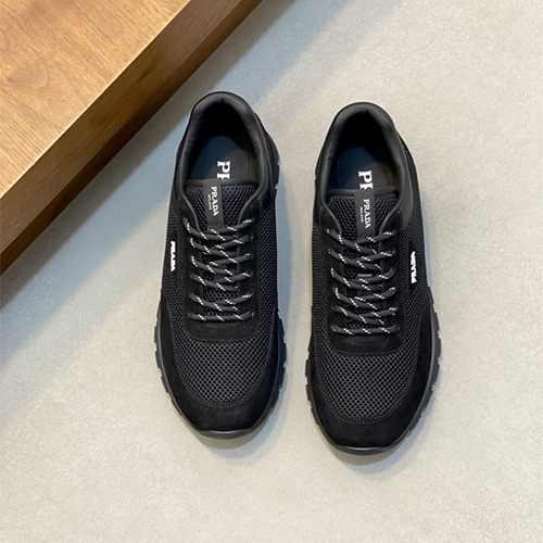 프라다 남성용 스니커즈 P49856-2 2026/신상
